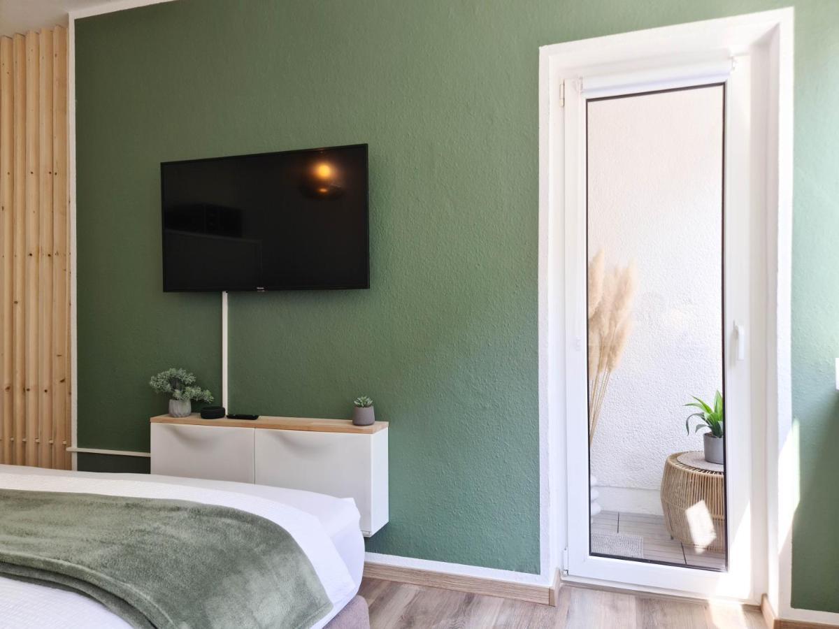 Schoene Ferienwohnung Im Zentrum Mit Self Check-In Und Free Wifi Есен Екстериор снимка