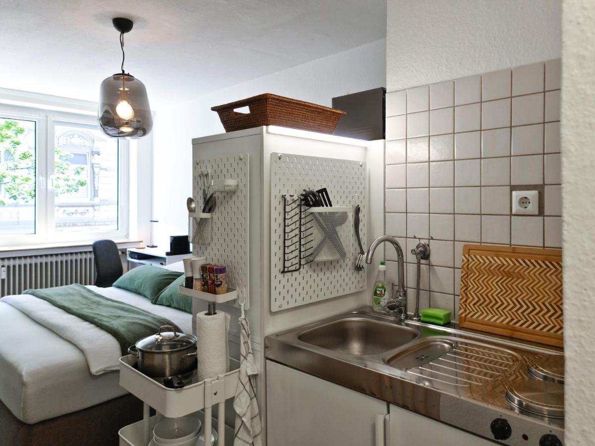 Schoene Ferienwohnung Im Zentrum Mit Self Check-In Und Free Wifi Есен Екстериор снимка